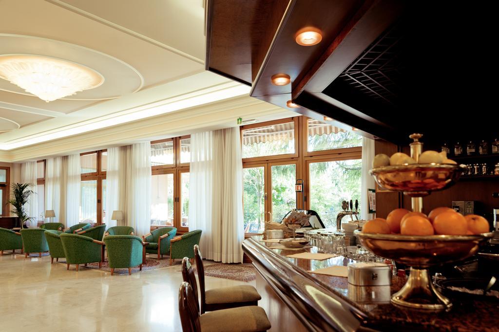 Hotel Terme Antoniano มอนเตกรอตโต แตร์เม ภายนอก รูปภาพ